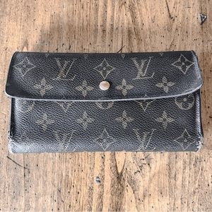 Vintage Louis Vuitton wallet